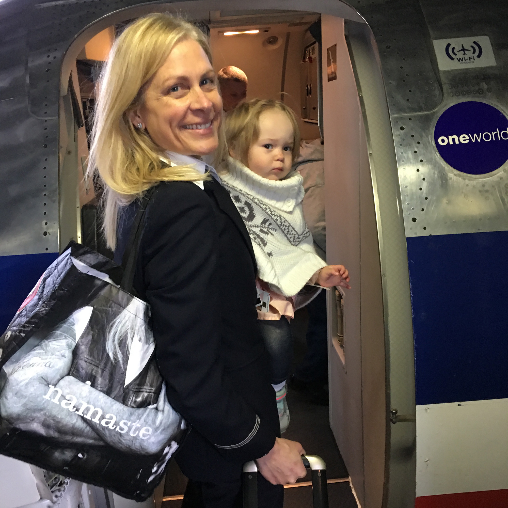 Fostering love on Mother's Day - American Airlines Newsroom